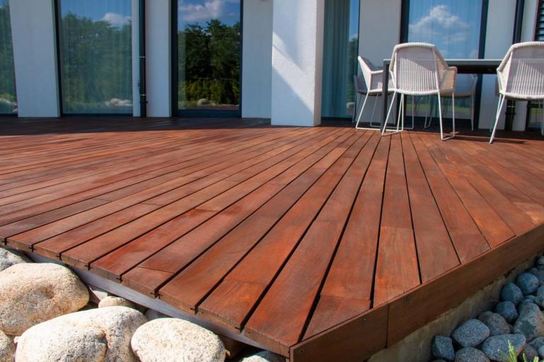 Les points clés pour réussir sa terrasse en bois à Castres